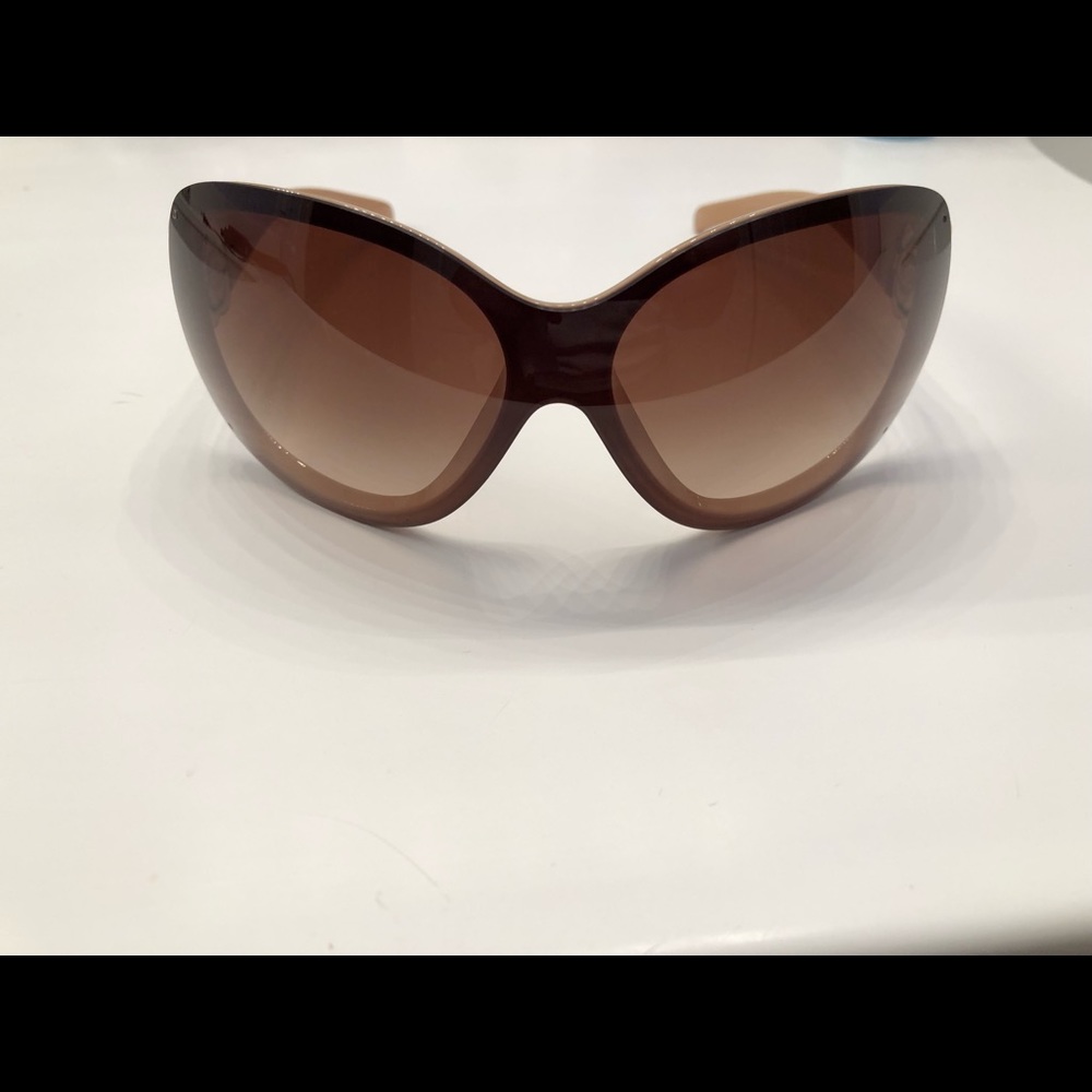 CHANEL Camellia Shield Style: 6032C-1018-13-115-3N